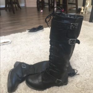 Lace up boots